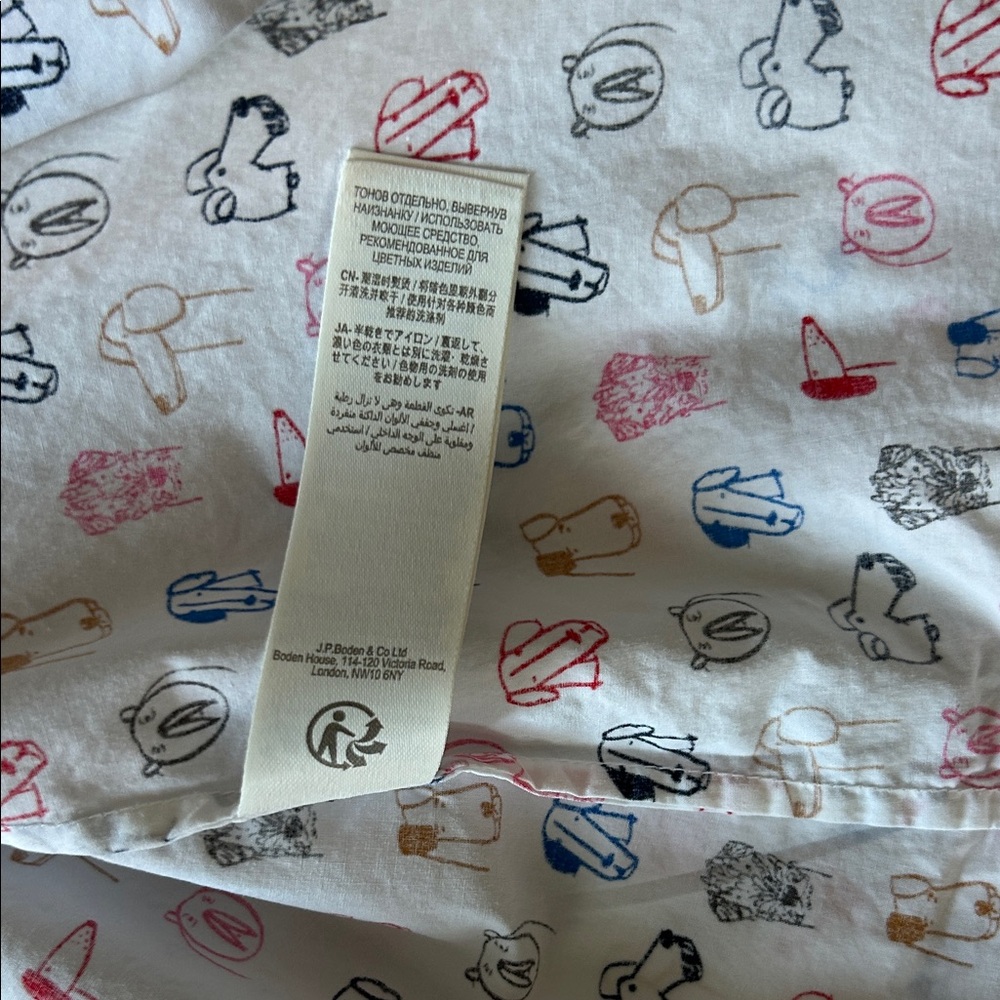 Boden size 6 White Button-Up Blouse with Red & Blue Novelty Print - Picture 6 of 8